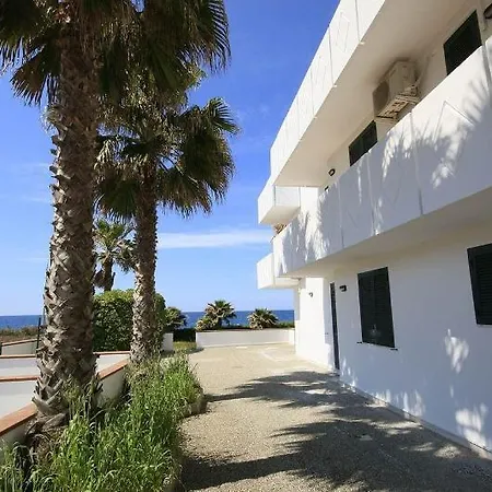 Blu Side & Hotel 3*