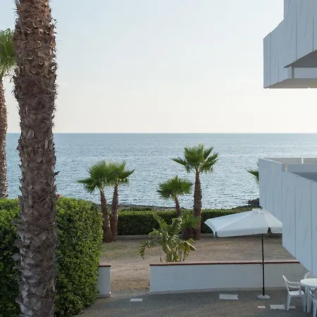 Hotel Blu Side & Torre San Giovanni